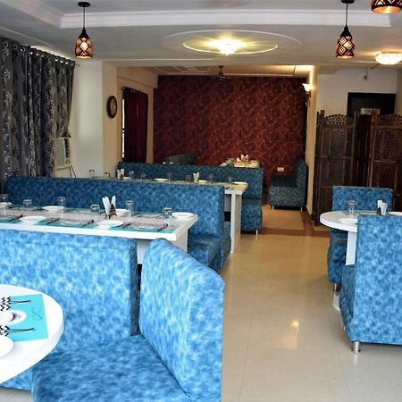 Hotel Tara Palace By Goyal Hoteliers Agra  Bagian luar foto