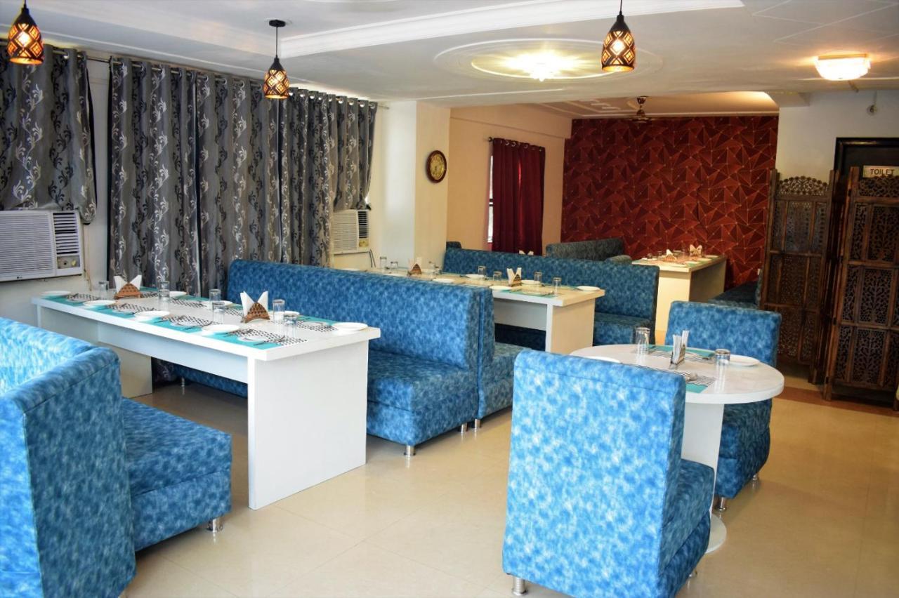 Hotel Tara Palace By Goyal Hoteliers Agra  Bagian luar foto