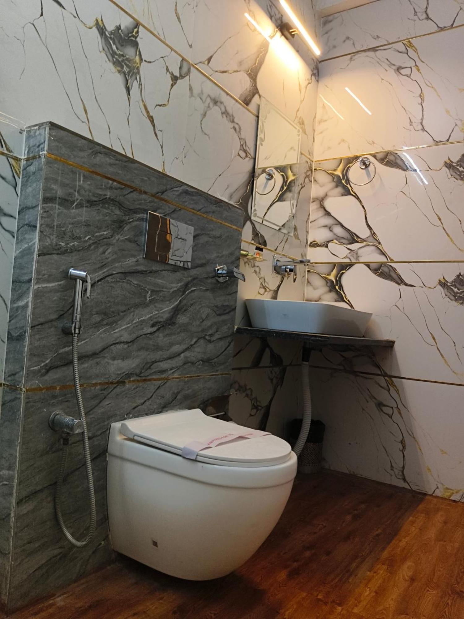 Hotel Tara Palace By Goyal Hoteliers Agra  Bagian luar foto