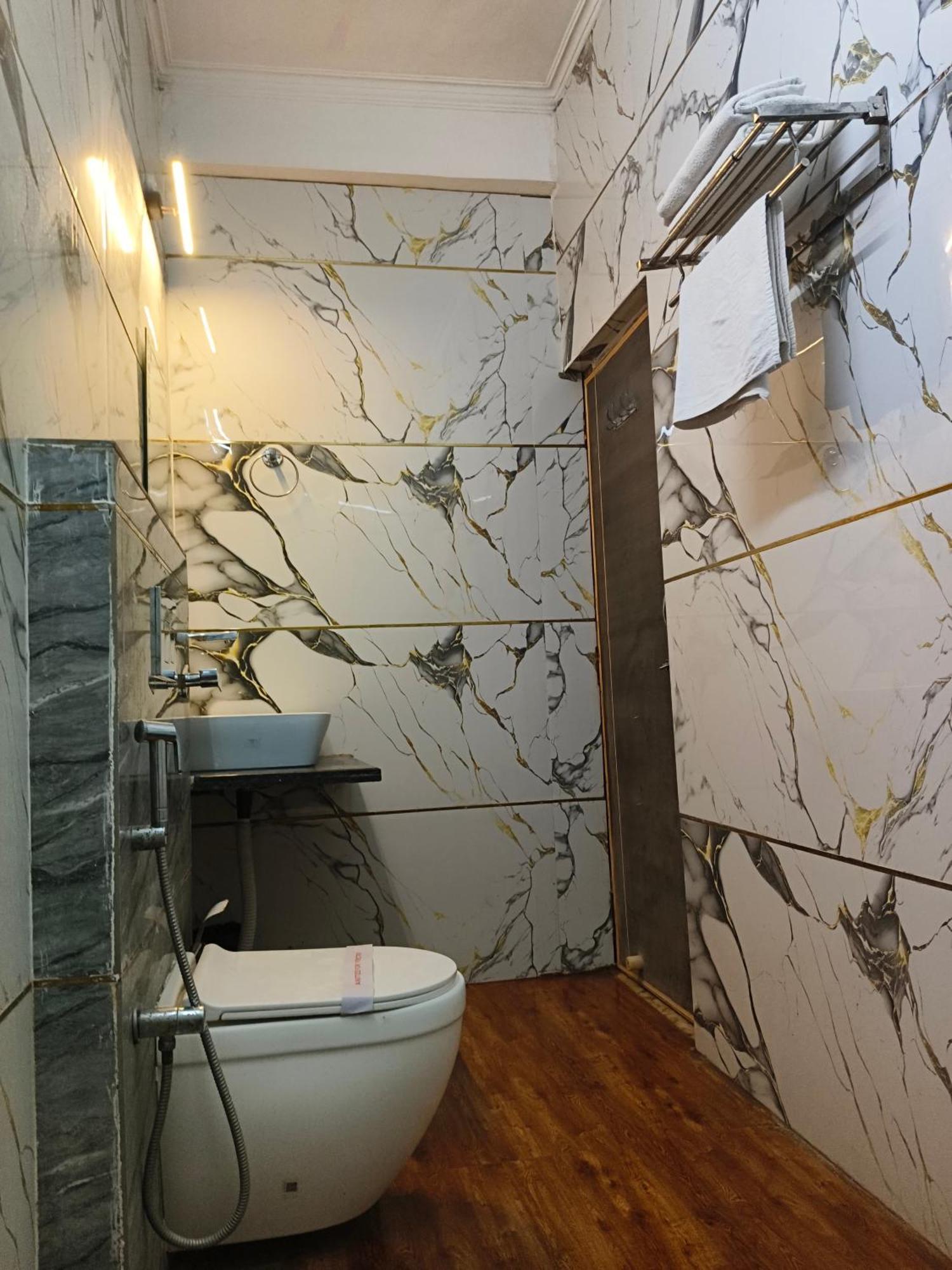 Hotel Tara Palace By Goyal Hoteliers Agra  Bagian luar foto